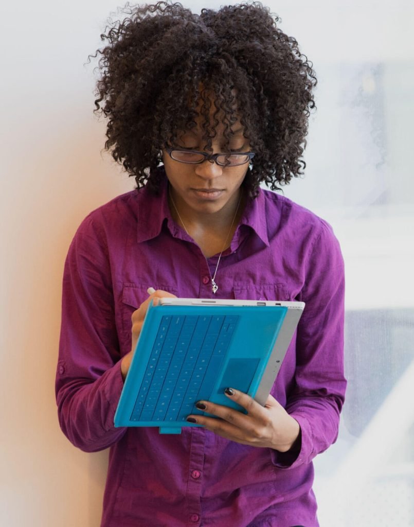 about-03 About 03 805x1024 1